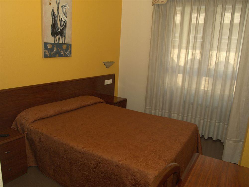 Hotel Playa Poniente Gijón Eksteriør billede