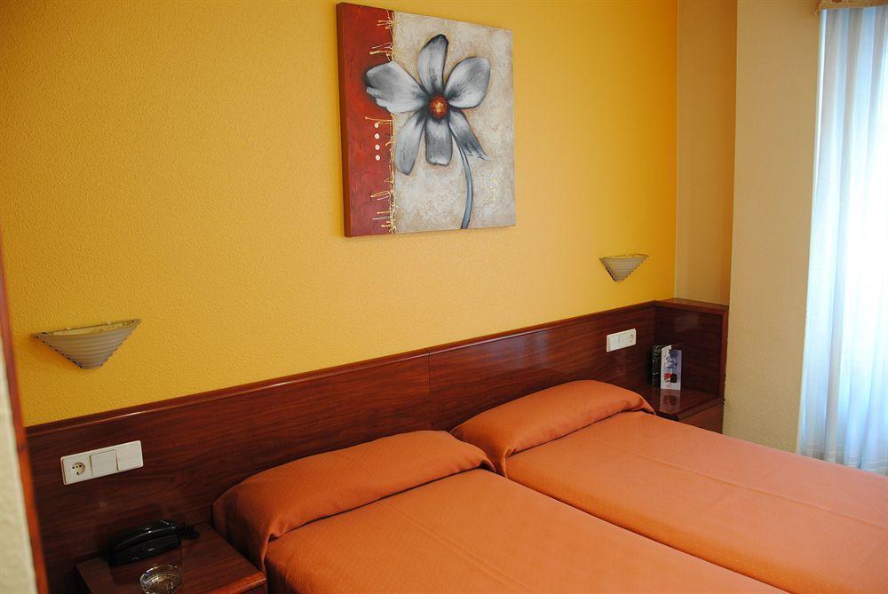 Hotel Playa Poniente Gijón Eksteriør billede