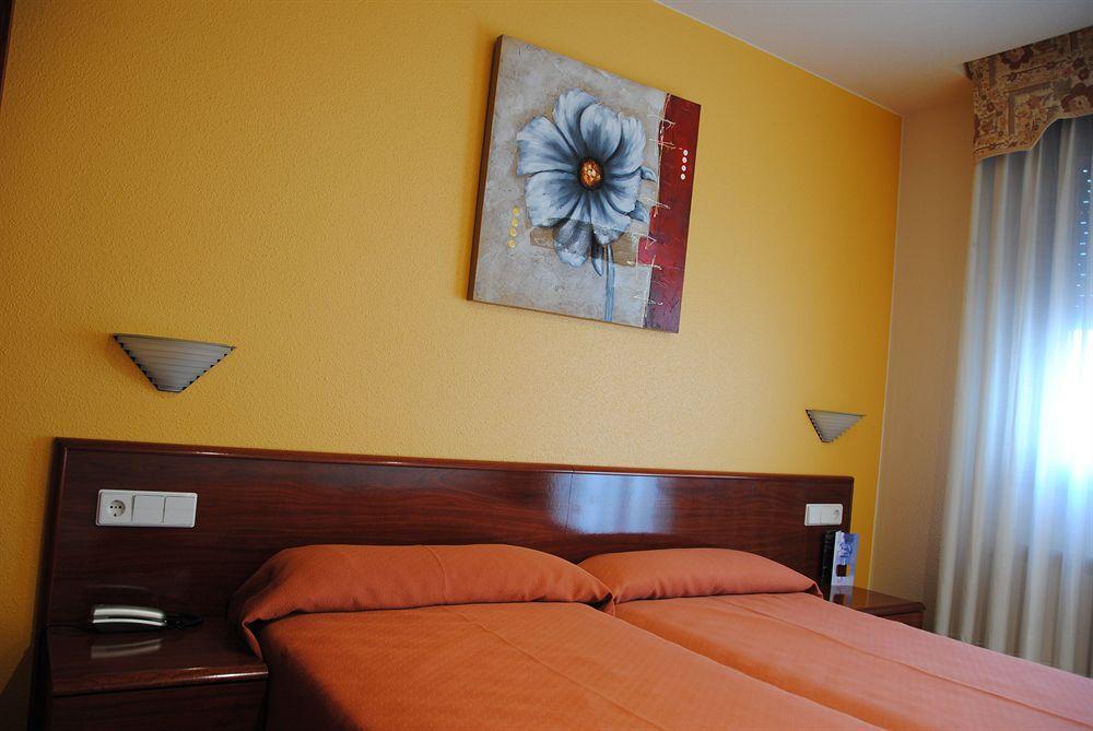 Hotel Playa Poniente Gijón Eksteriør billede
